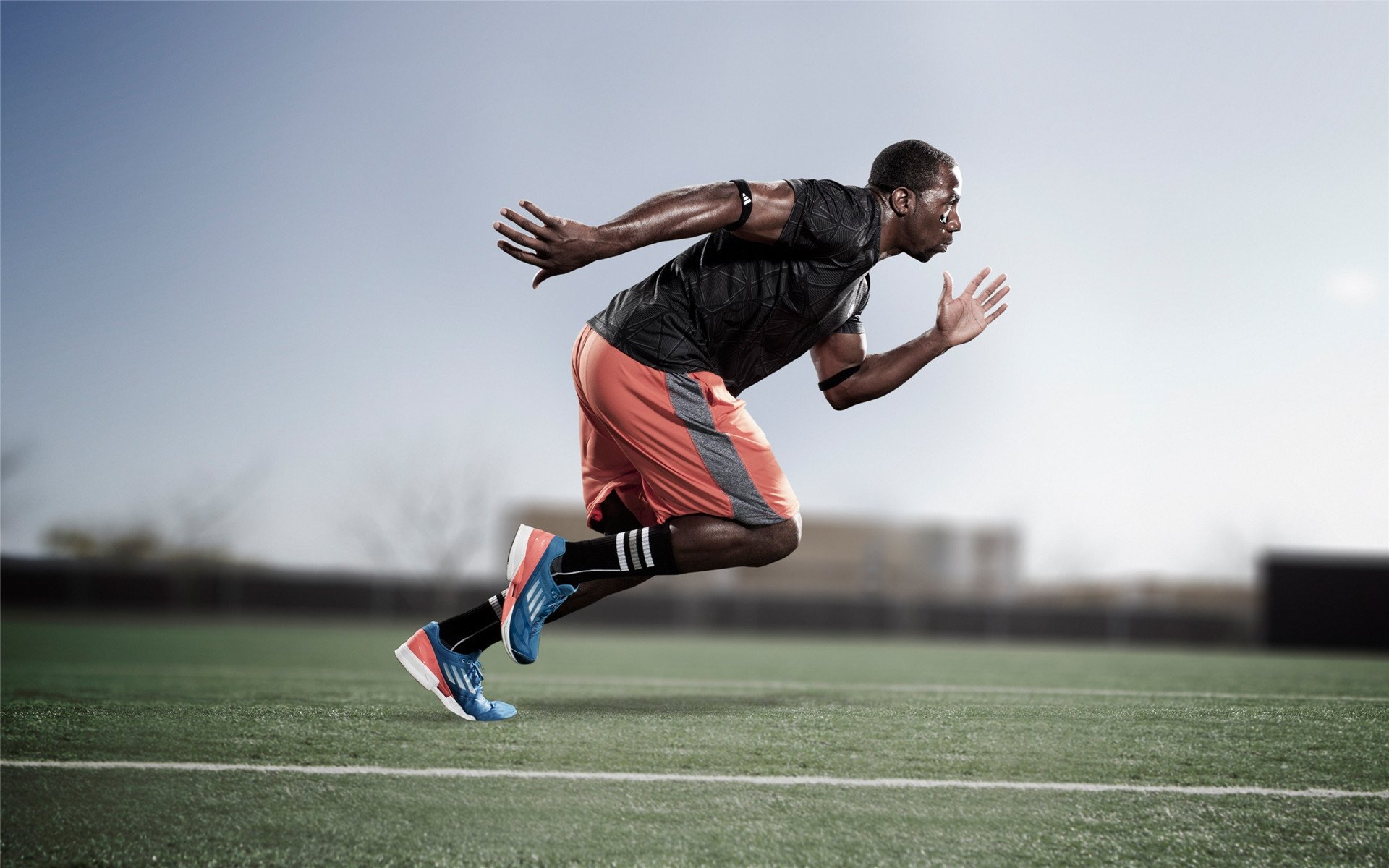 “安赫尔·巴尔博萨的速度与决断力，帮助阿根廷美洲狮队实现快速反击”